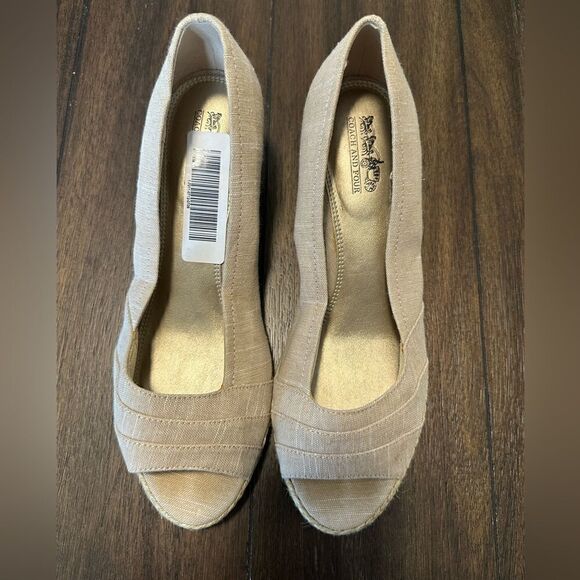 Coach and Four Peep Toe Espadrilles Wedge Sandals size 9.5 - Picture 1 of 6